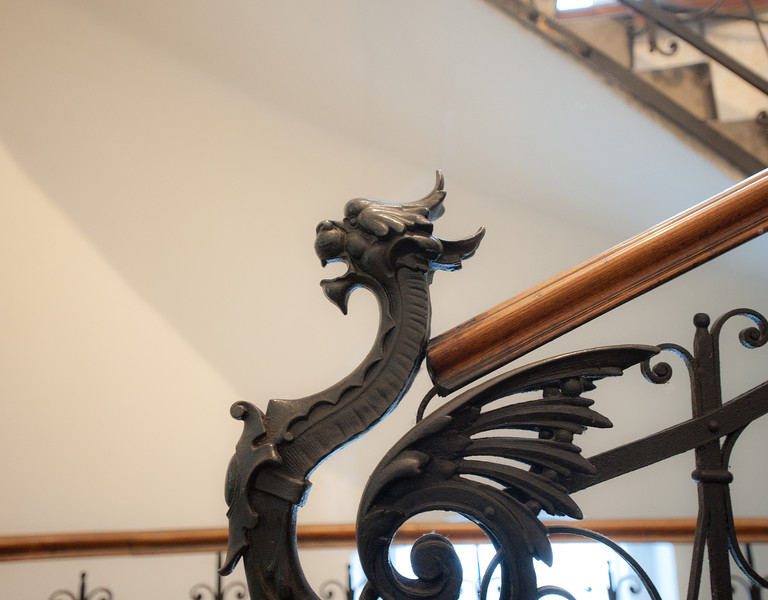 Foto eines kunstvollen Stiegengeländers