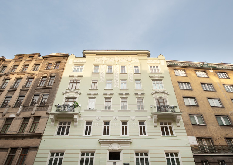 Foto eines Zinshauses in der Heiligenstädter Straße